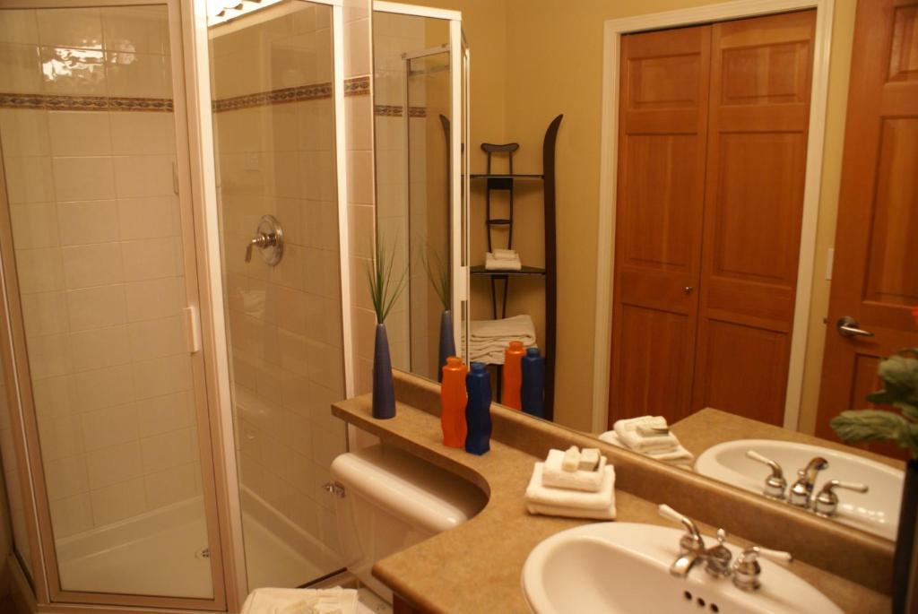 Whistler Superior Properties Kamer foto